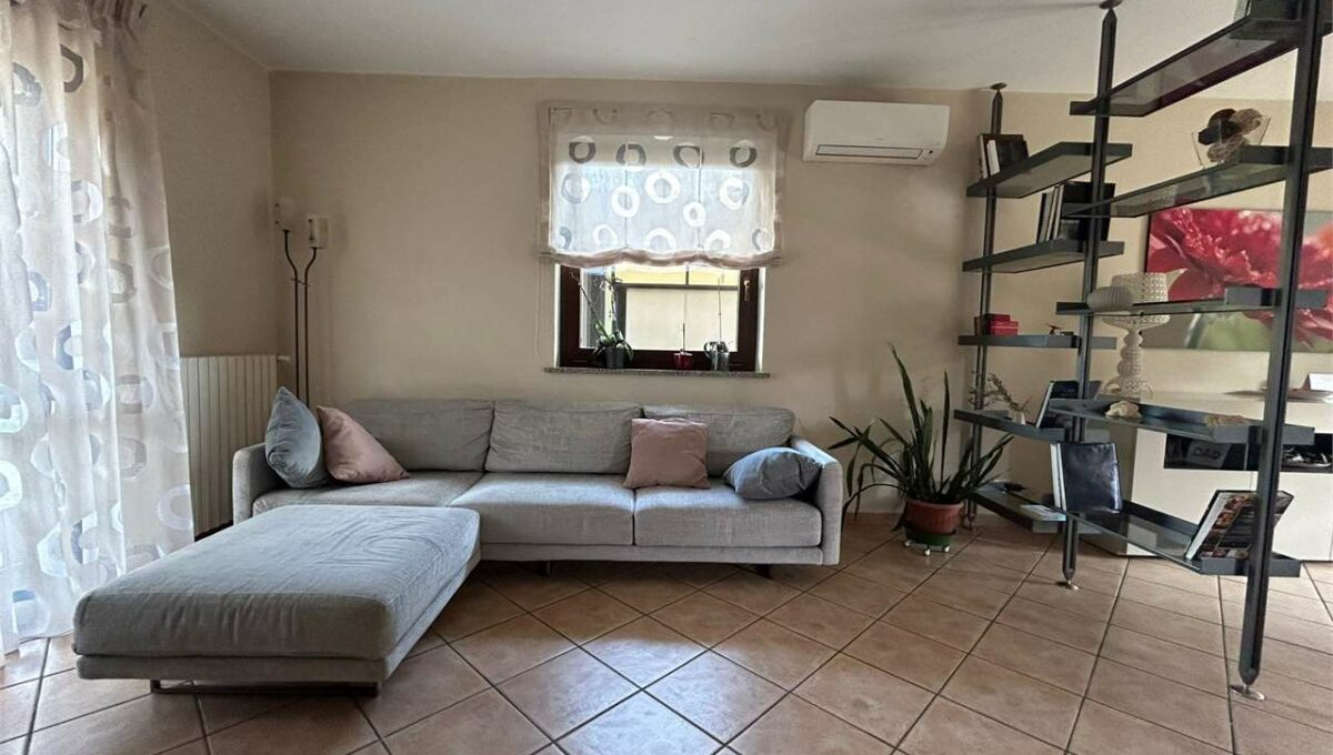 imm_17693-20250918162530-1280