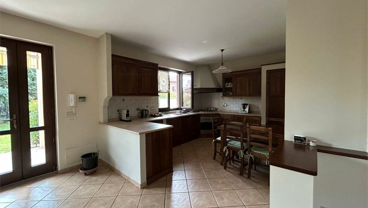 imm_17697-20250918163121-1280