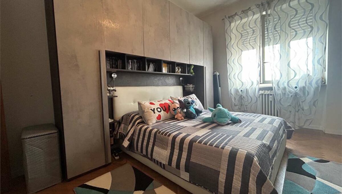 imm_17738-20250923114933-1280