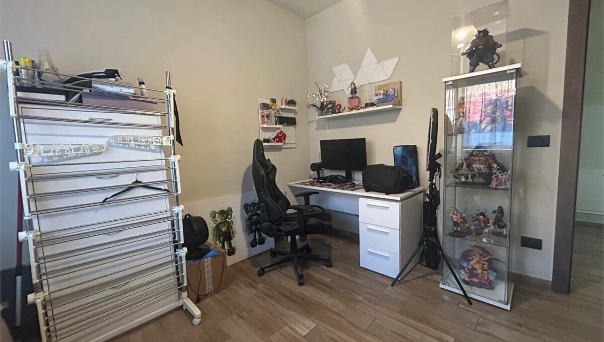 imm_17972-20251030185427-1280