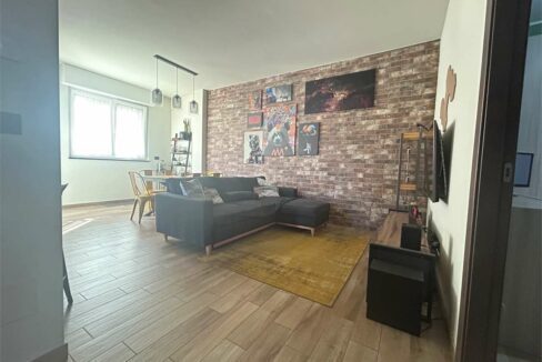 imm_17976-20251030185422-1280