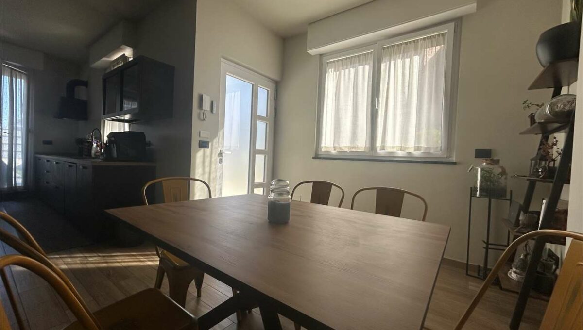 imm_17988-20251030185415-1280