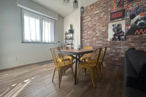 imm_17989-20251030185416-1280