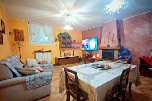 imm_18126-20251119181454-1280