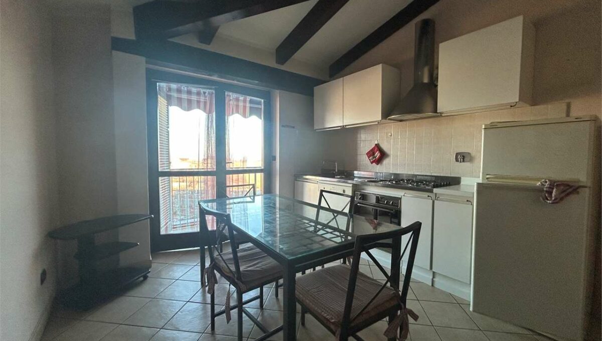 imm_18328-20251217174309-1280