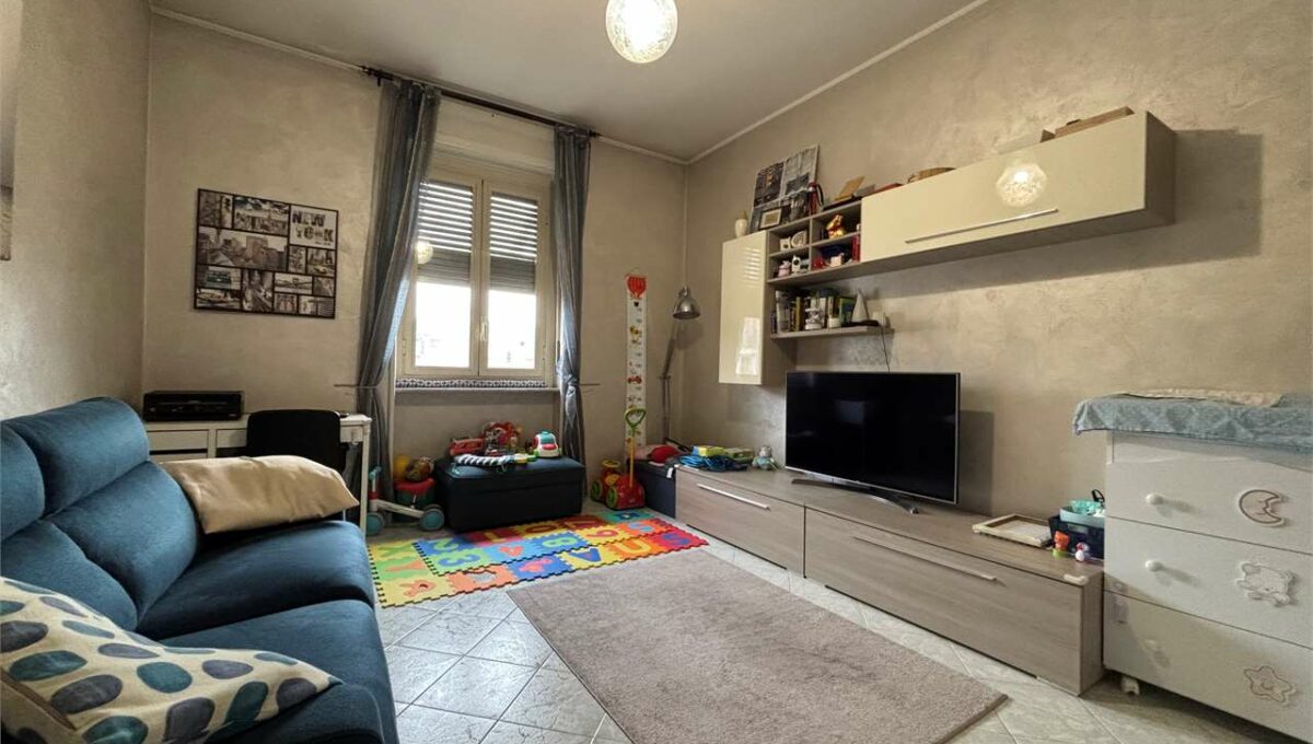 imm_18078-20251119165204-1280