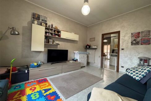 imm_18081-20251119165205-1280