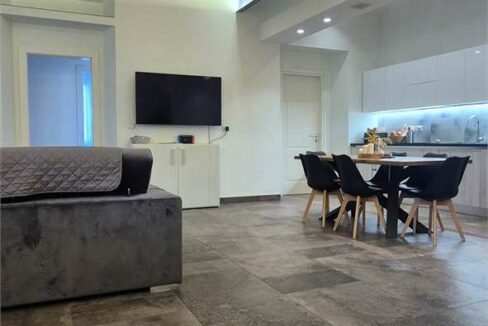 imm_18715-20260305161253-1280