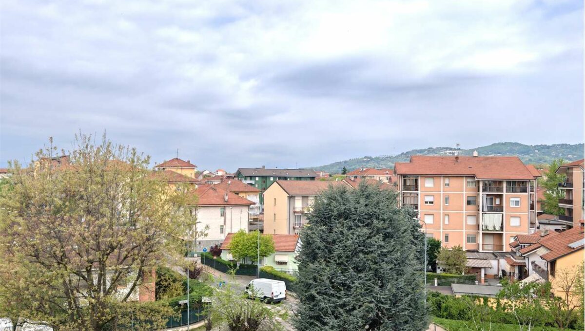 imm_19005-20260411115522-1280